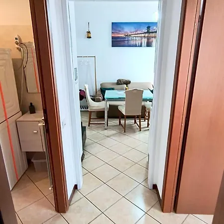 شقة Confortevole Con Terrazza