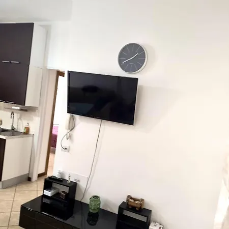 شقة Confortevole Con Terrazza كومو