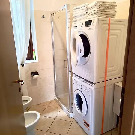 Confortevole Con Terrazza Apartamento