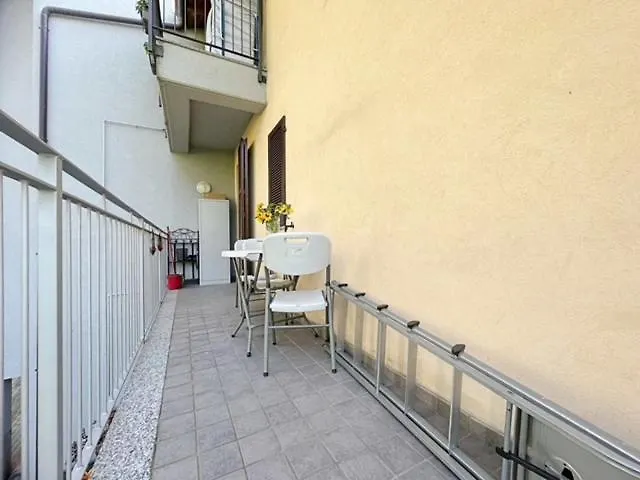 Confortevole Con Terrazza Apartmán *